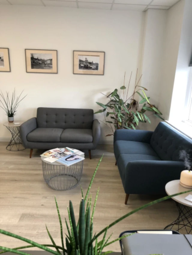 PersonalMeetingRoom1